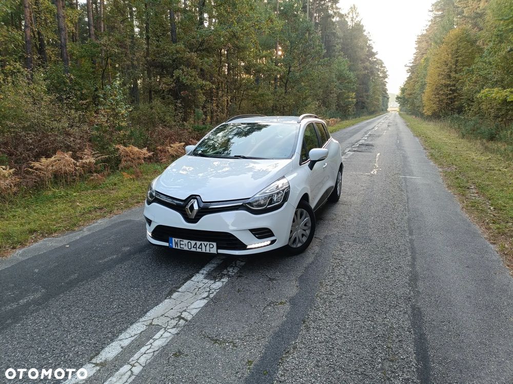 Renault Clio - 22