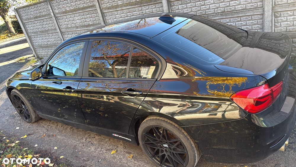 BMW Seria 3 320d Advantage - 10