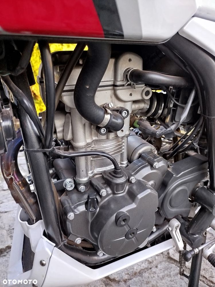 Mondial HPS 125 - 5