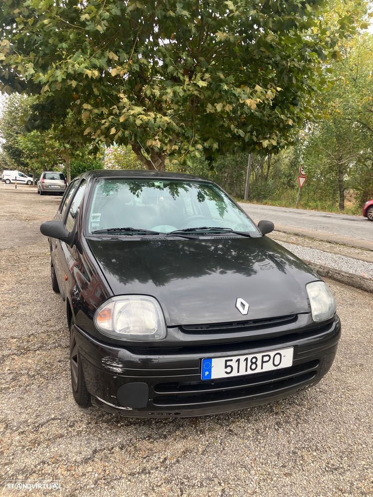 Renault Clio 1.2 RN - 8