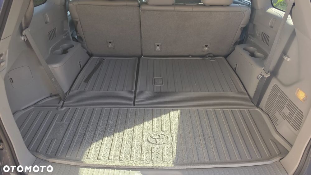 Toyota Highlander - 38