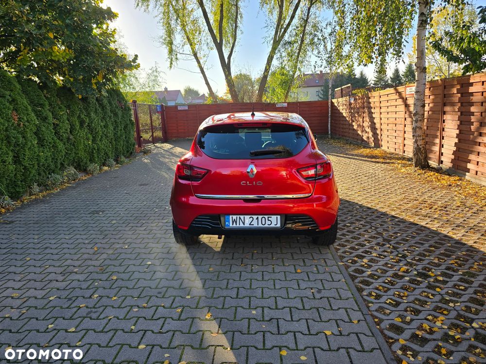 Renault Clio 1.2 16V Limited - 11