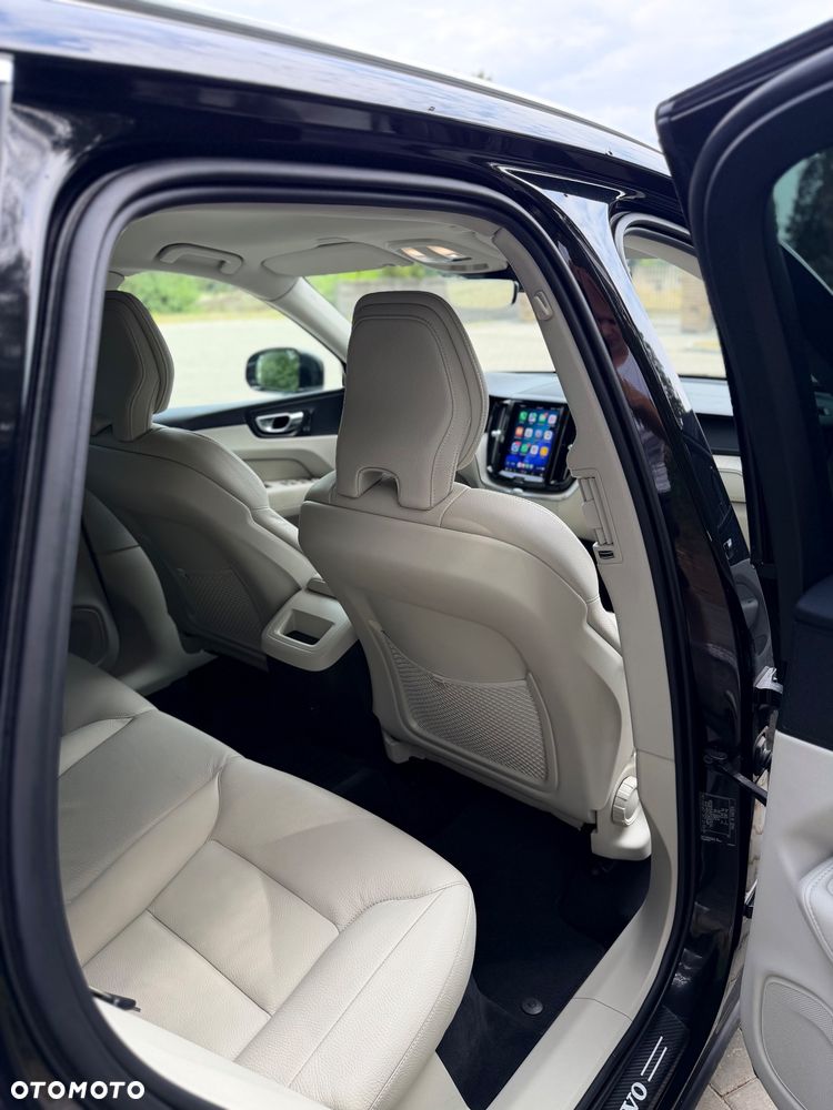 Volvo XC 60 - 38