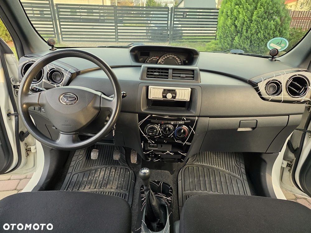 Daihatsu Materia 1.5 - 4