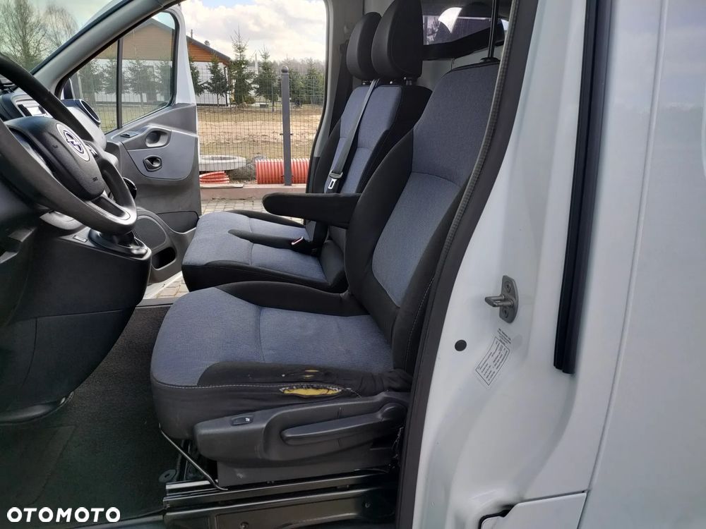 Opel VIVARO - 17