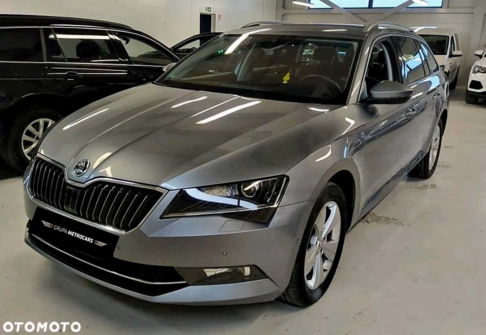 Skoda Superb 1.5 TSI ACT Style DSG - 4