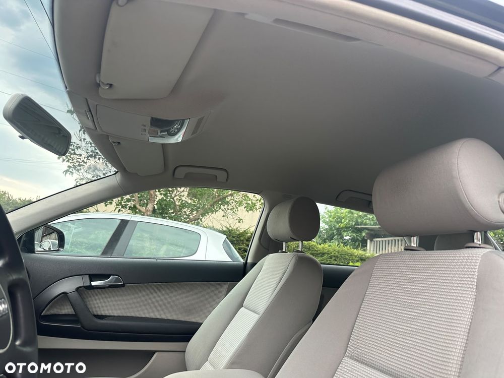 Audi A3 3-drzwiowe 1.6 Attraction - 16
