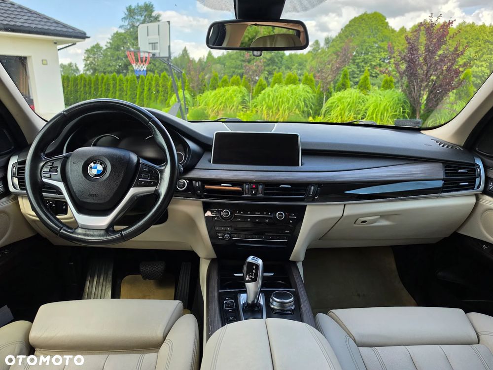BMW X5 xDrive25d - 8