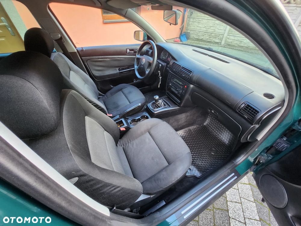 Volkswagen Passat - 6