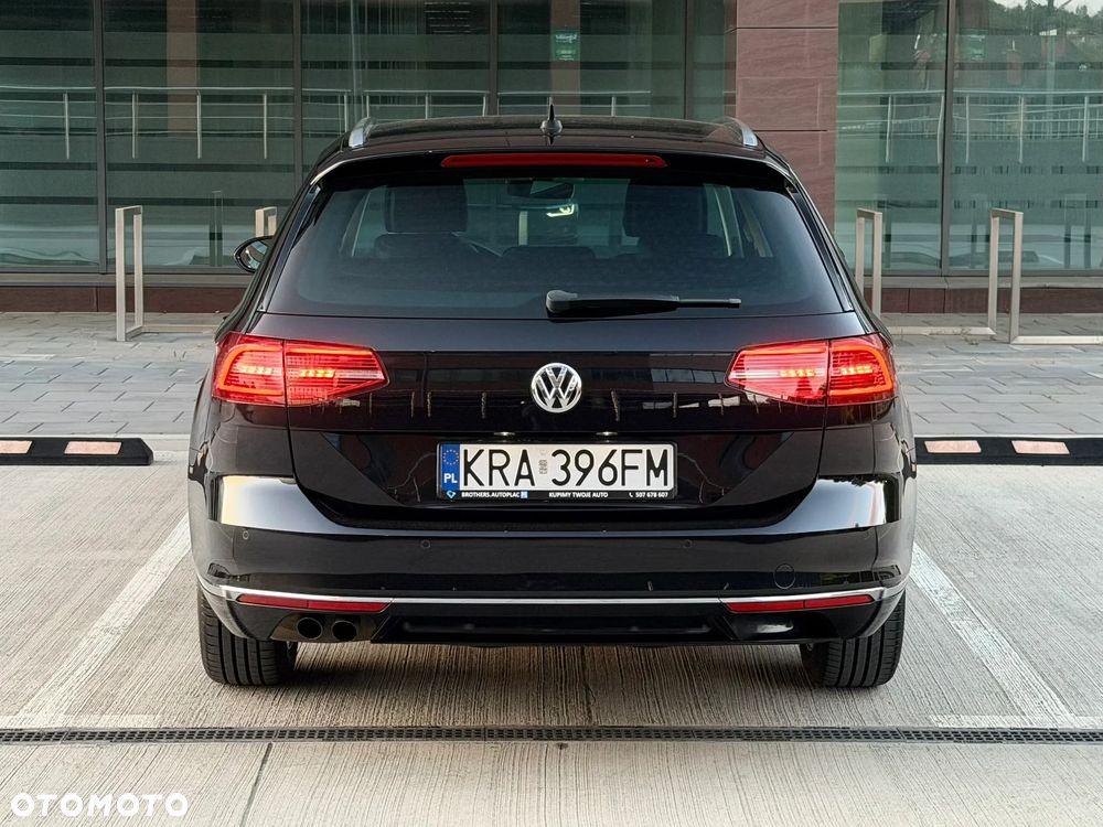 Volkswagen Passat 1.8 TSI (BlueMotion Technology) DSG Highline - 16