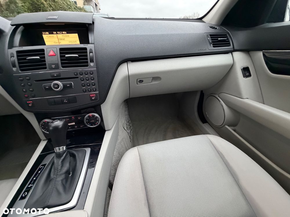 Mercedes-Benz Klasa C - 21