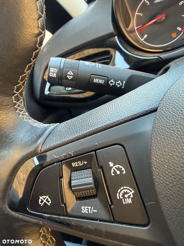 Opel Corsa 1.4 16V Navi - 6