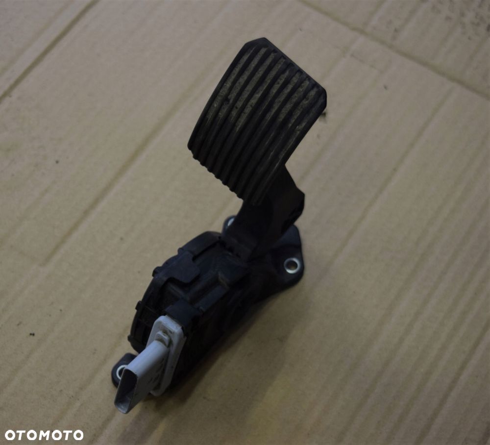 PEDAŁ GAZU POTENCJOMETR MAN TGX TGS TGA - 3