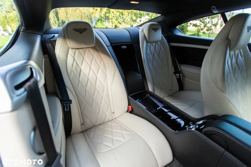 Bentley Continental GT - 16