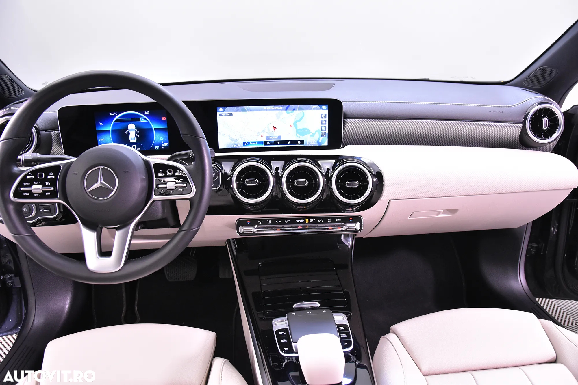 Mercedes-Benz CLA 180 7G-DCT - 9