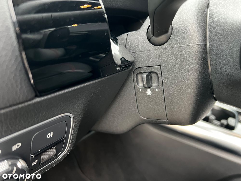 Mercedes-Benz GLA 250 4Matic 7G-DCT AMG Line - 22