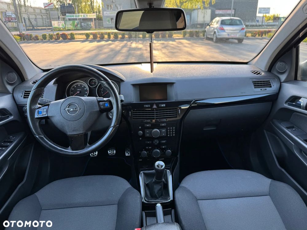 Opel Astra 1.6 Enjoy - 12