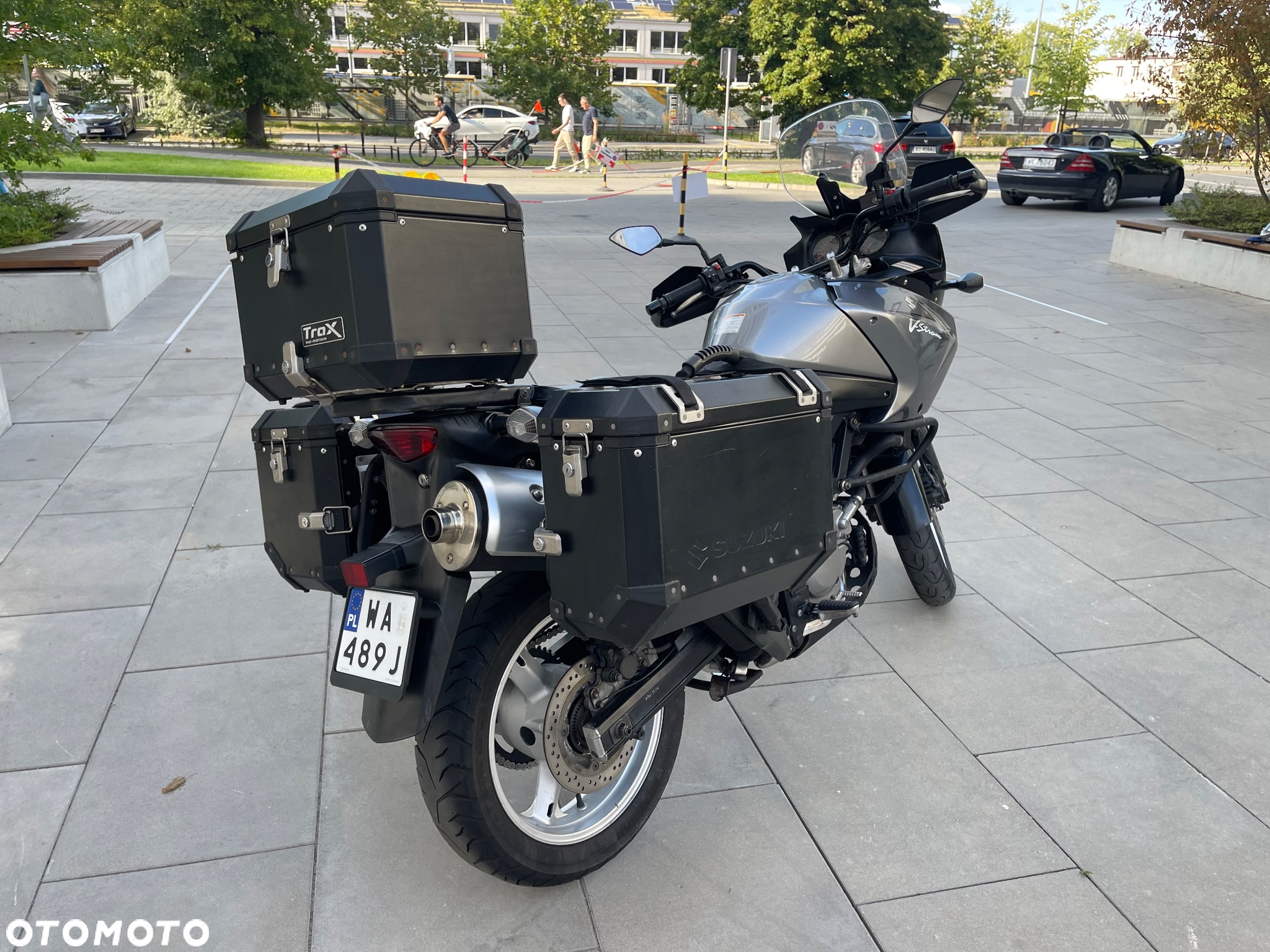 Suzuki DL - 18
