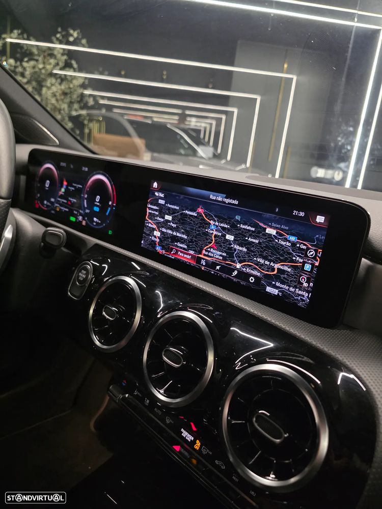 Mercedes-Benz A 250 e AMG Line - 23