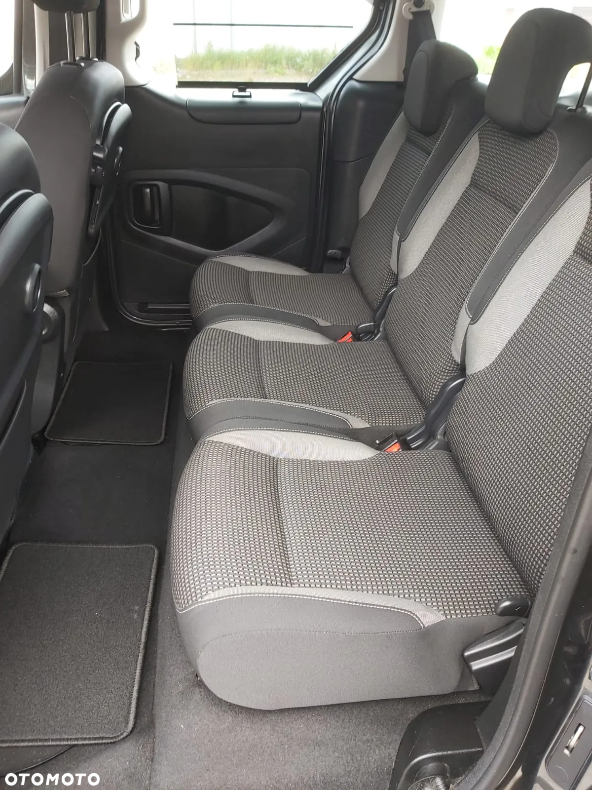Peugeot Partner Tepee BlueHDi 100 Stop&Start Allure - 9