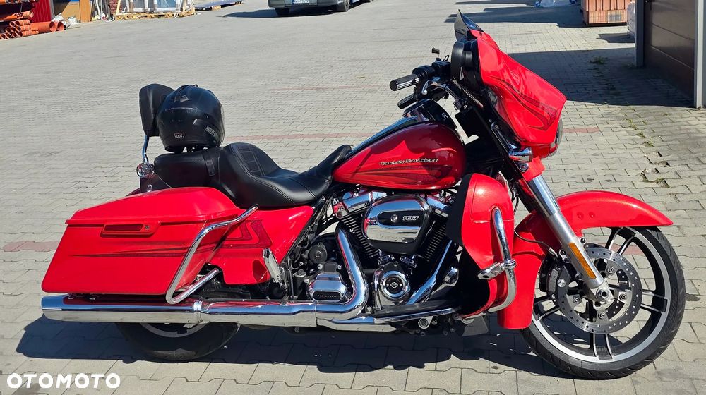 Harley-Davidson Touring Street Glide - 13