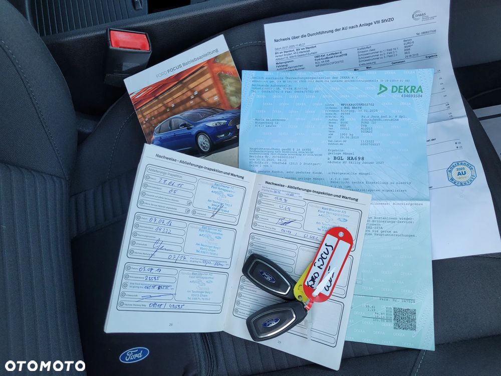 Ford Focus 1.0 EcoBoost Titanium - 25