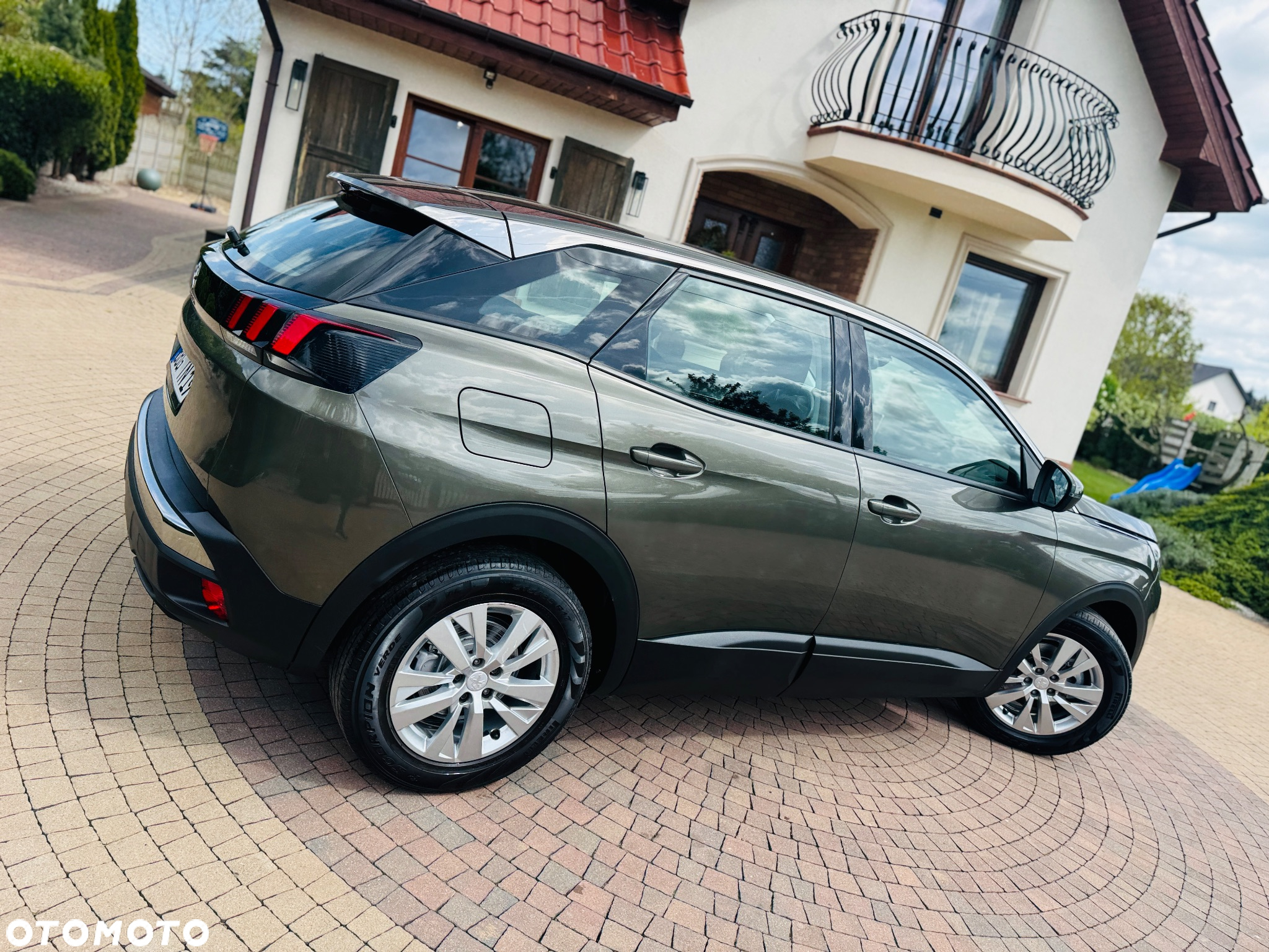 Peugeot 3008 1.5 BlueHDi Allure Pack S&S EAT8 - 35