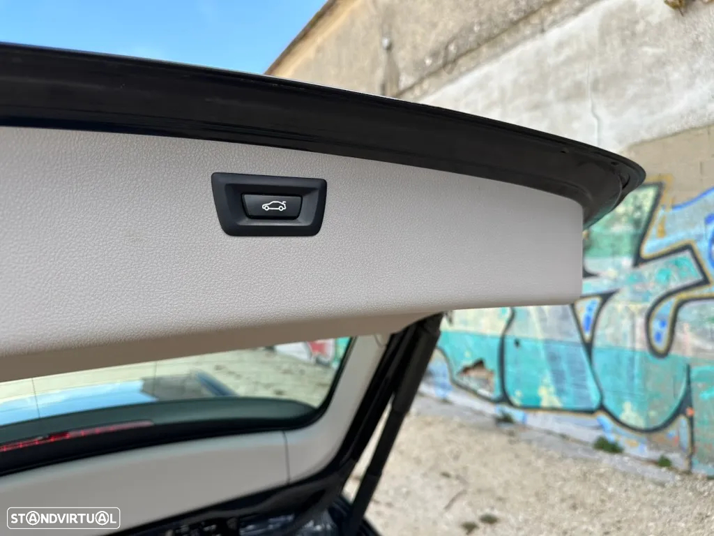 BMW 318 d DPF Touring - 34