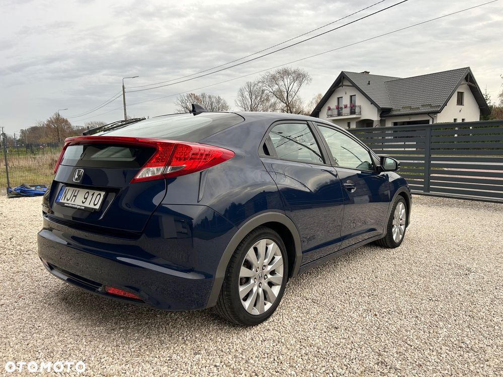 Honda Civic 1.8 i-VTEC Sport - 6