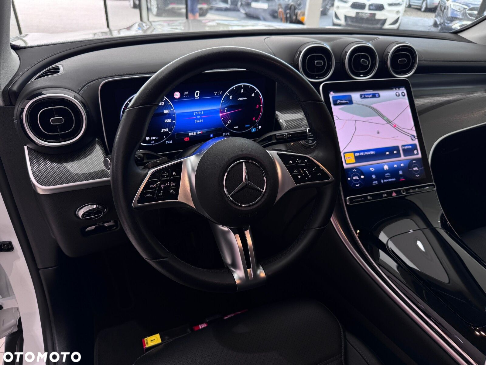 Mercedes-Benz GLC - 8