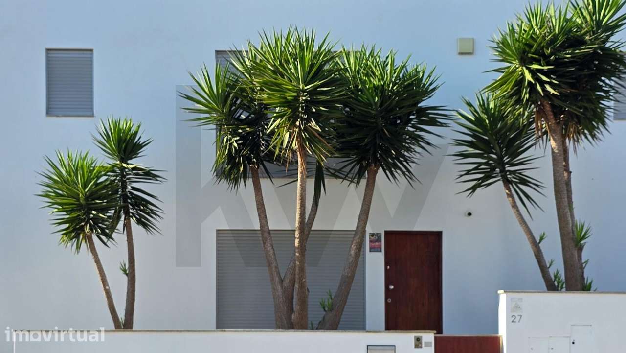 Moradia T3+2 com 3 suítes, vista mar, jardim, garagem e possibilidade - Grande imagem: 4/55