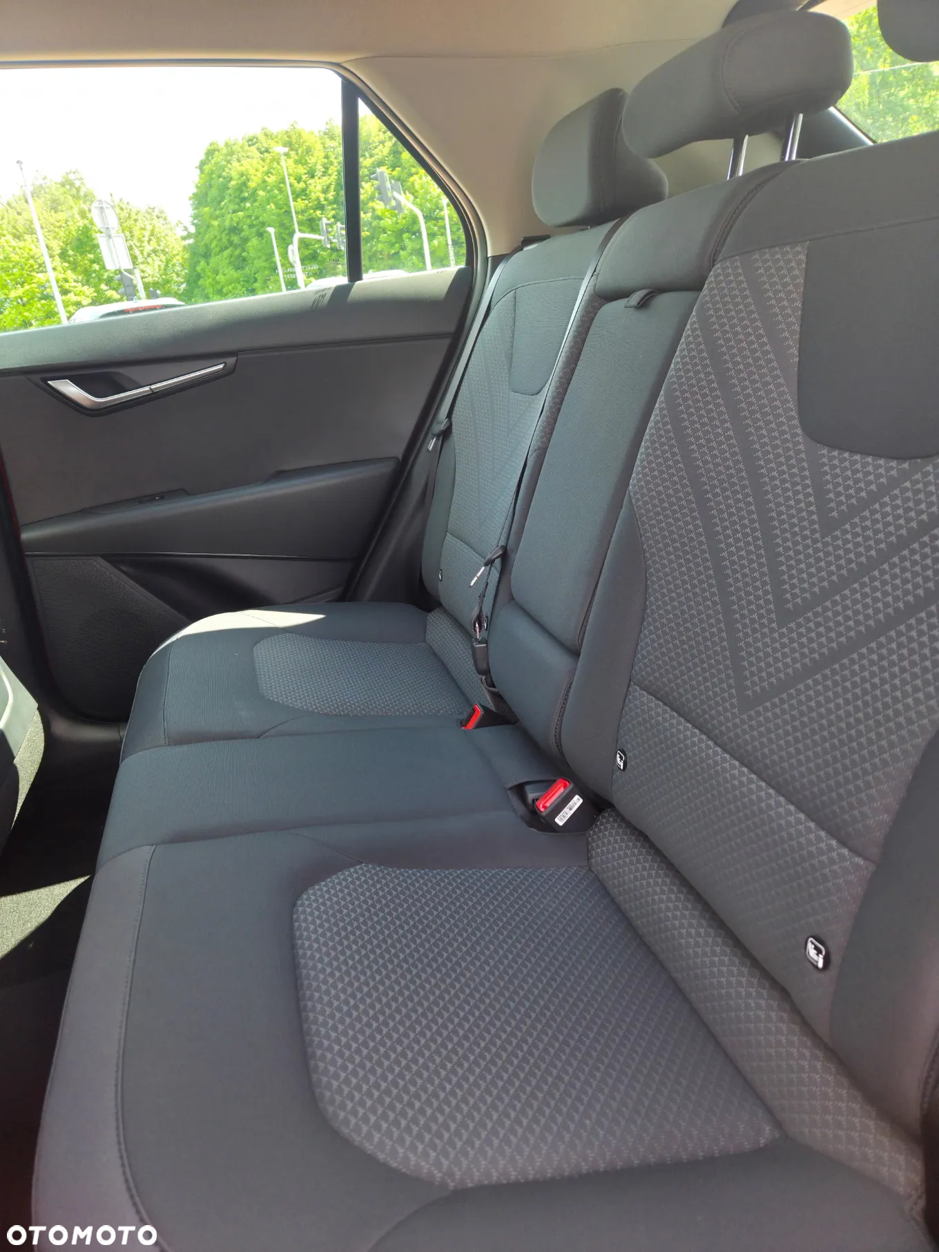 Kia Niro 1.6 GDI Hybrid M - 8