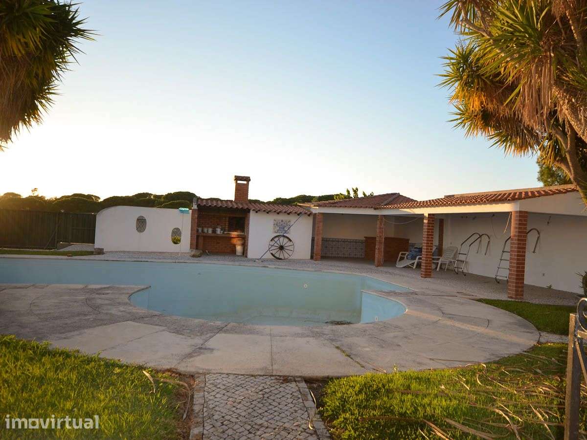 Moradia T4 com Piscina - Grande imagem: 4/28