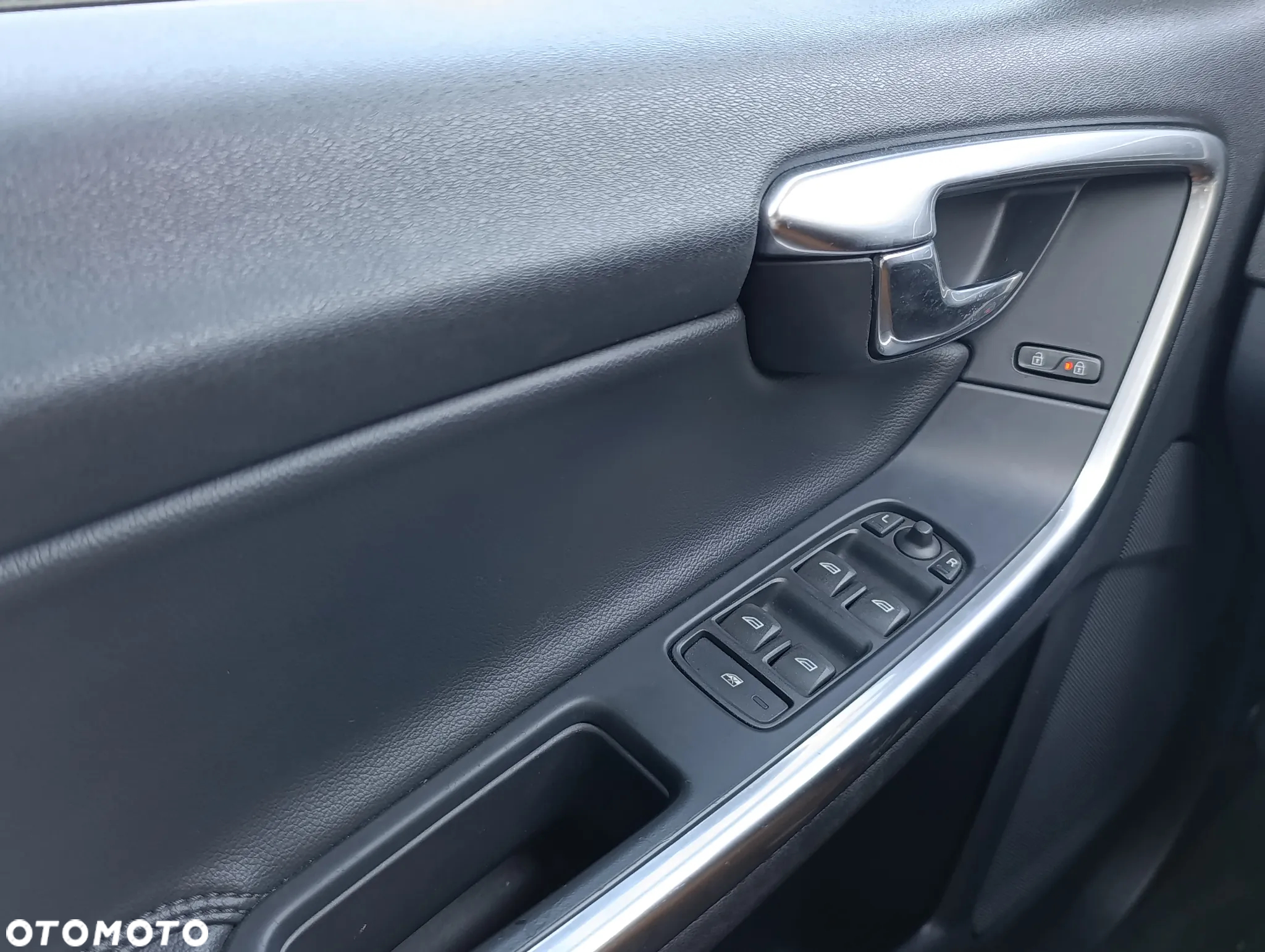 Volvo S60 - 16