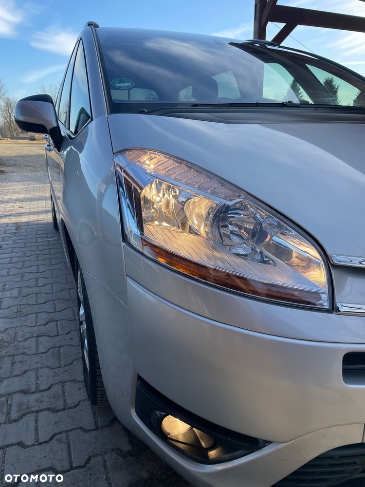 Citroën C4 Grand Picasso 1.8 16V Confort - 31
