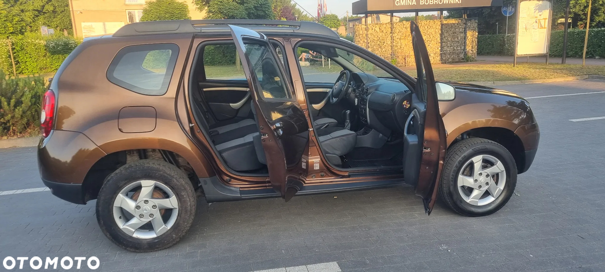 Dacia Duster 1.6 16V 4x2 Laureate - 22