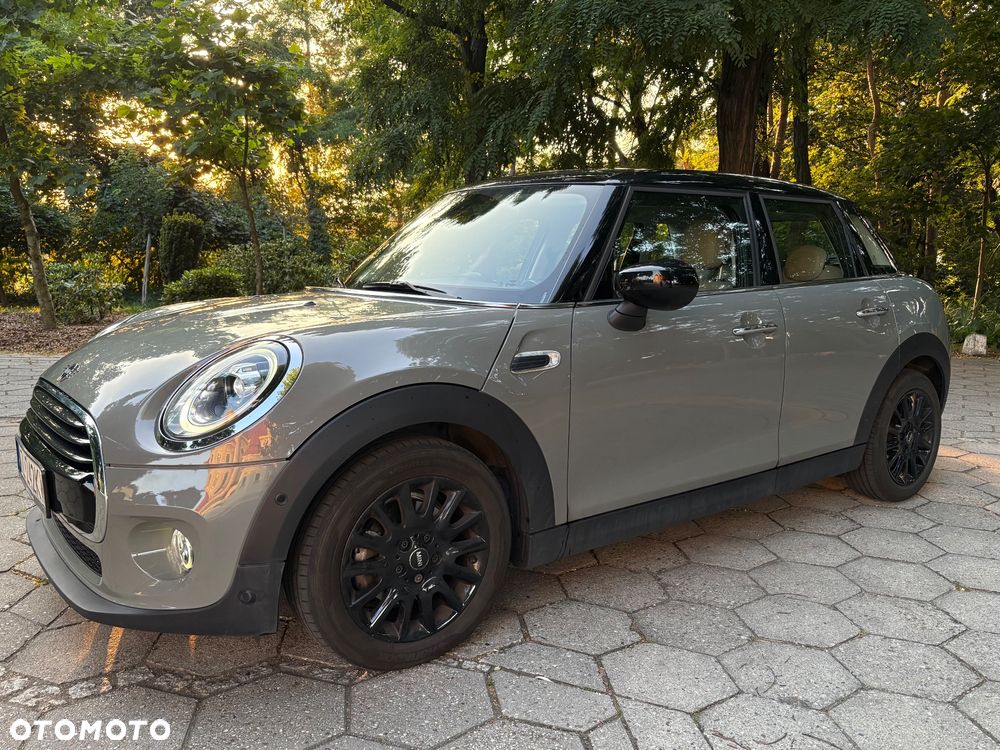 MINI Cooper Standard - 1
