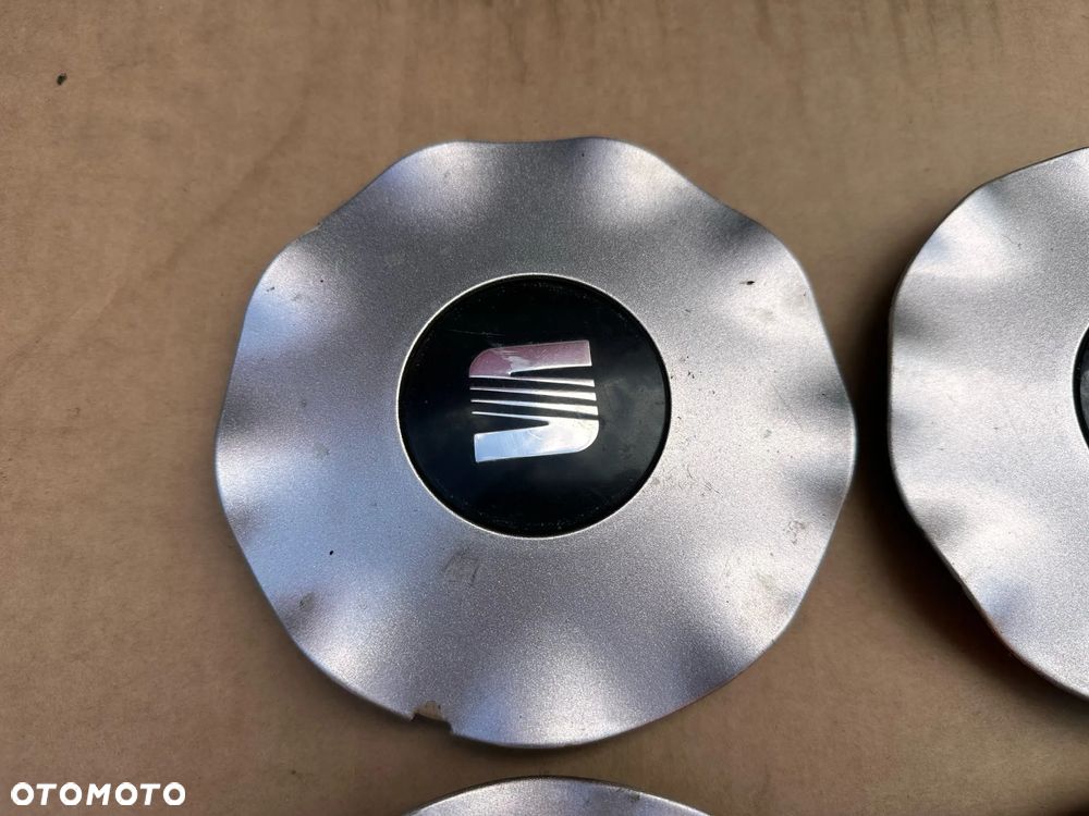 Dekielki emblematy Seat Toledo Leon / 1L0 601 149 C / Komplet - 2