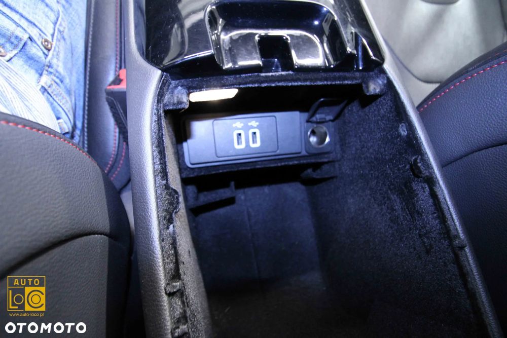 Ford Mondeo 2.0 TDCi ST-Line PowerShift - 30