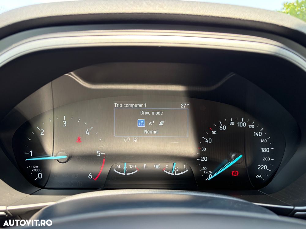 Ford Focus 1.5 EcoBlue Connected - 13