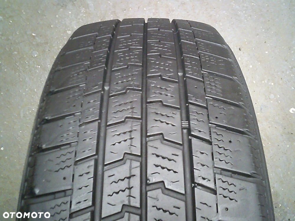 GOODYEAR UltraGrip Cargo CUG2 215/65R15C 5mm 2023 - 1