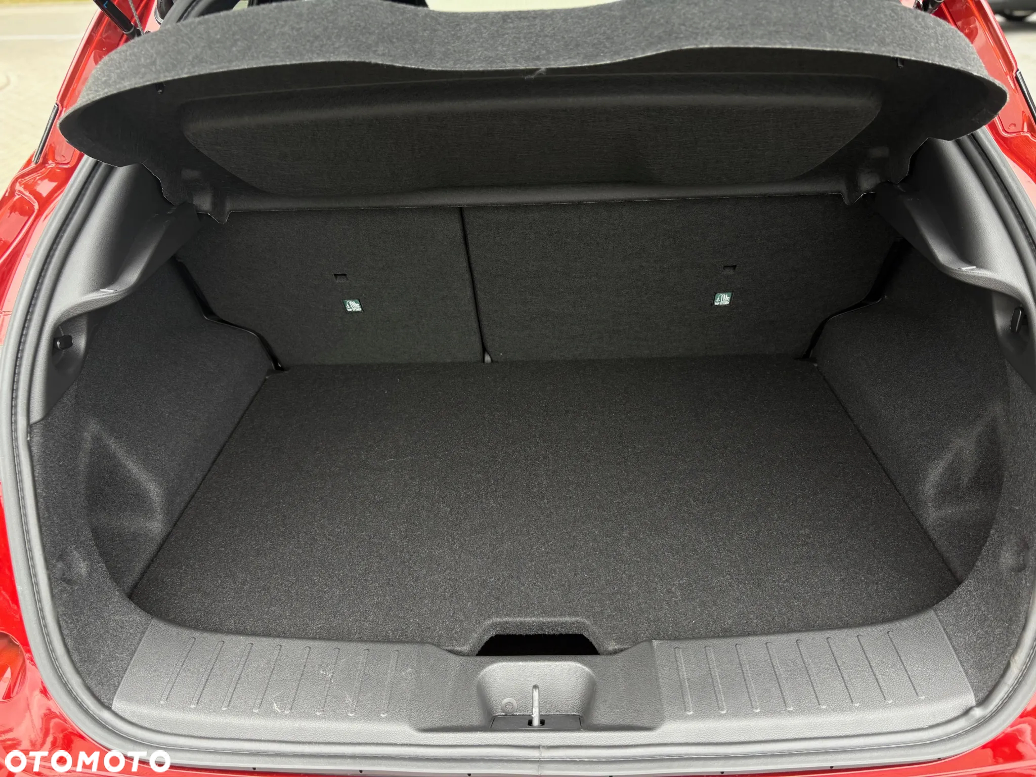 Nissan Juke 1.0 DIG-T N-Connecta DCT - 9