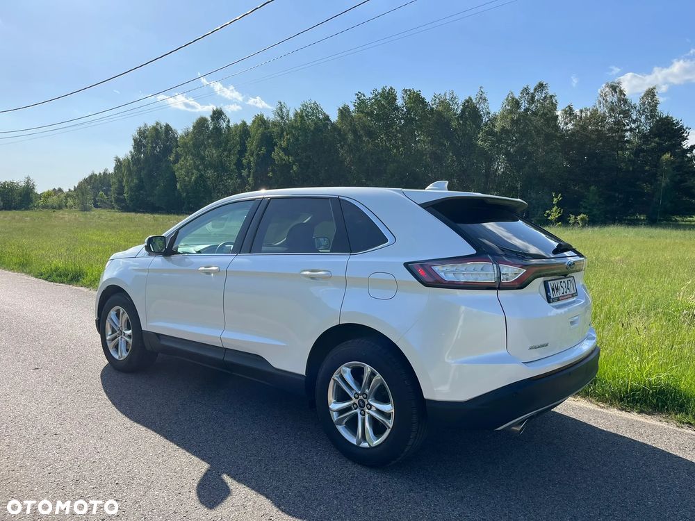 Ford Edge - 10