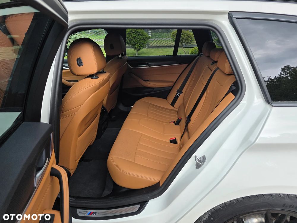 BMW Seria 5 - 12