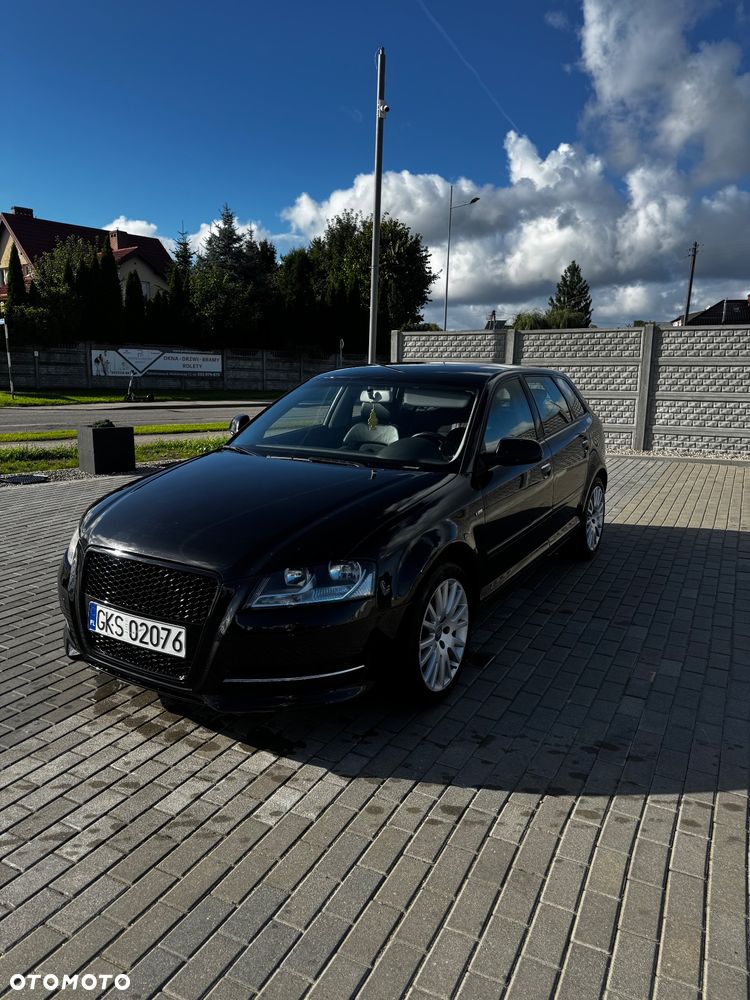 Audi A3 Sportback 1.6 TDI DPF Ambiente - 1