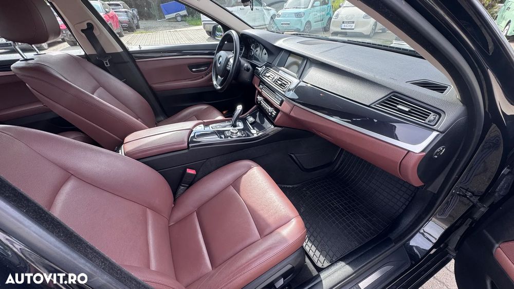 BMW Seria 5 520i Aut. - 19