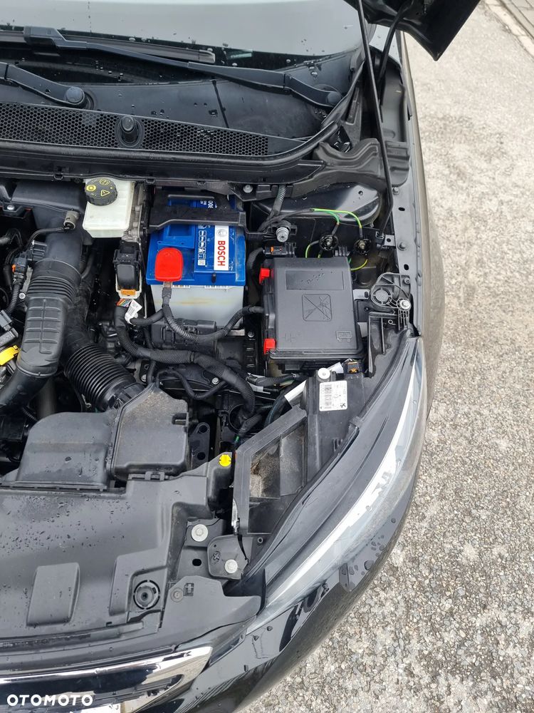 Peugeot 308 BlueHDi 130 EAT6 Stop & Start Allure Business-Paket - 27