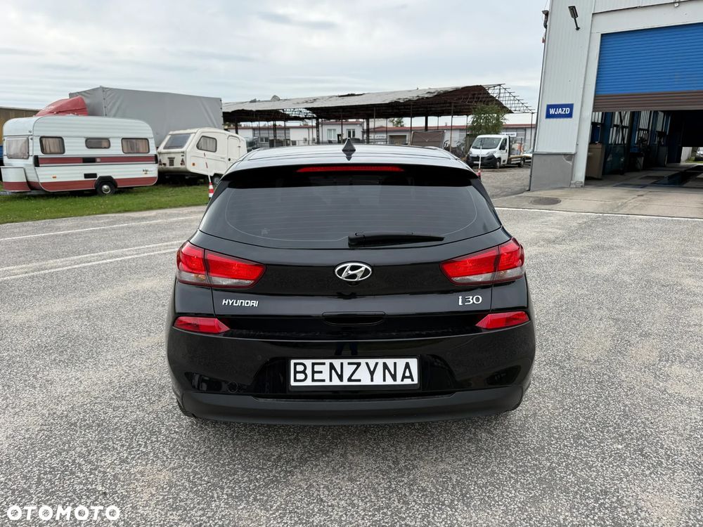 Hyundai i30 1.4 Passion Plus - 37