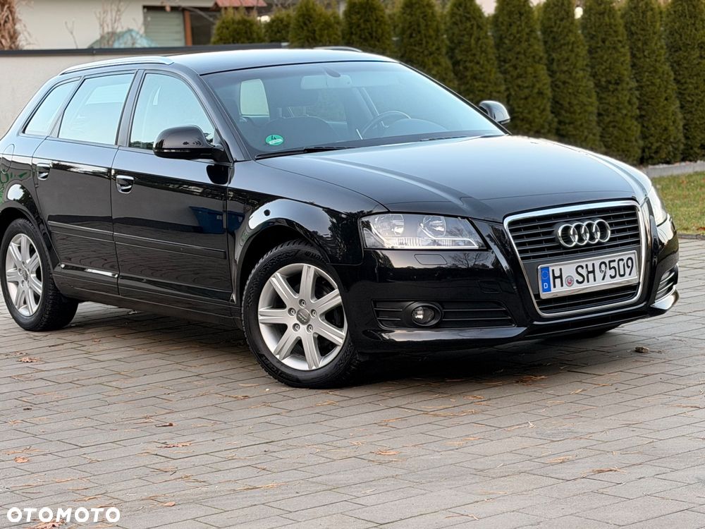 Audi A3 Sportback 1.6 Attraction - 2