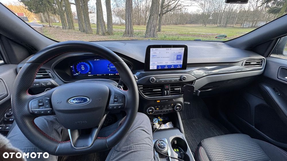 Ford Focus 1.5 EcoBoost ST-Line X - 7